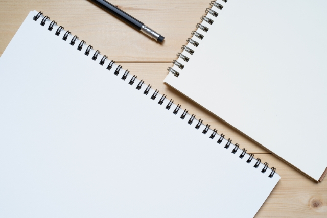 F4サイズとは？スケッチブックのF4サイズと、対応する額縁を紹介