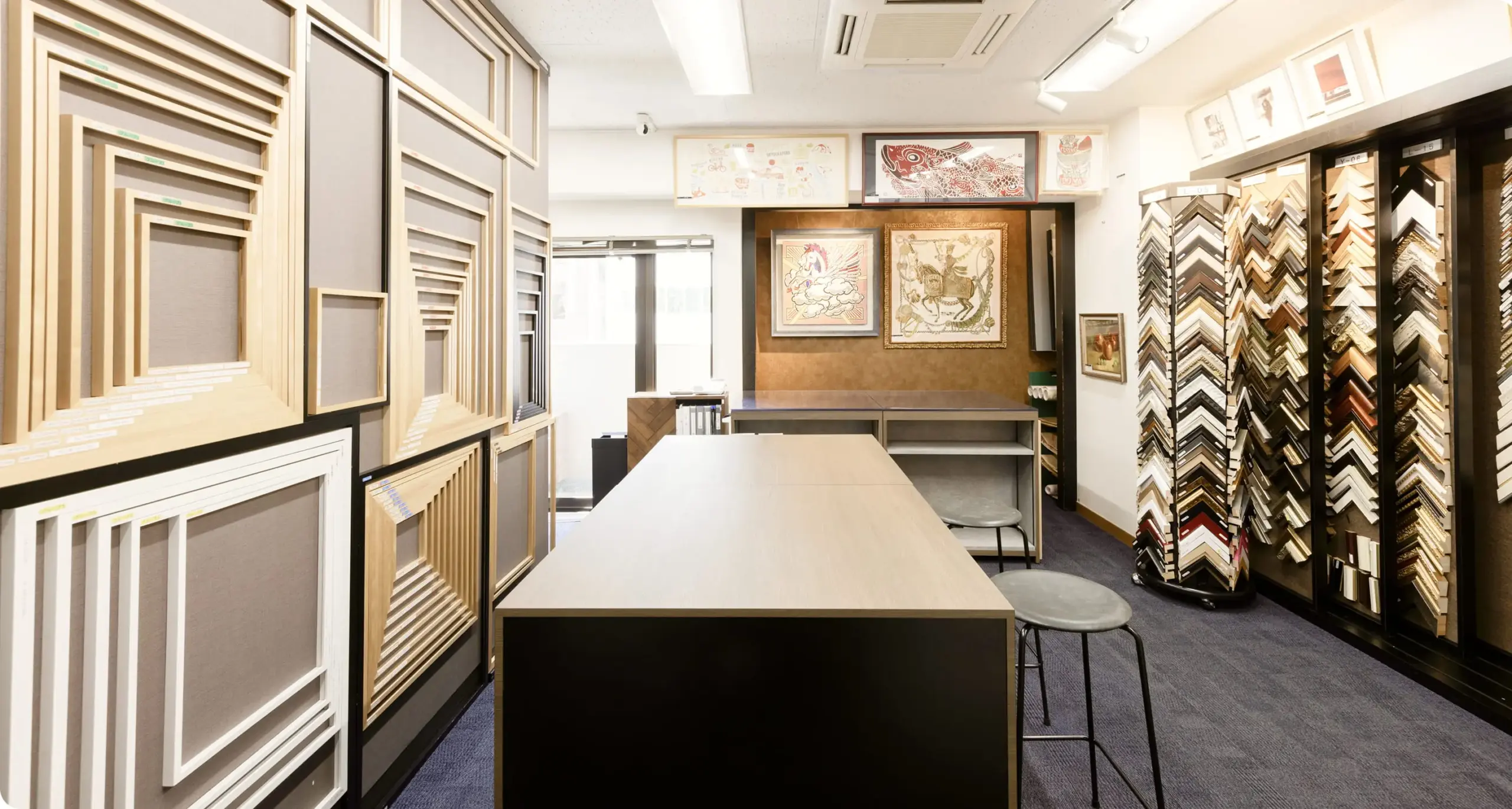 御徒町 店舗 接客販売